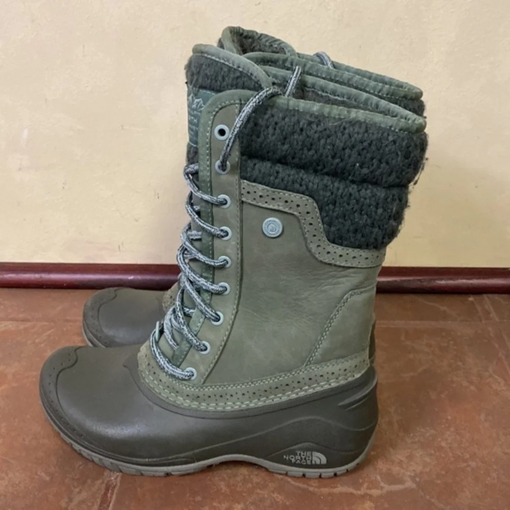 The North Face Women's Shellista II Dachund Green Mid Winter Waterproof Boots